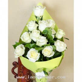 13 White Roses Bouquet